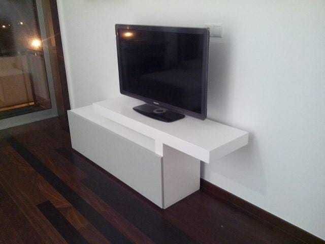 Móvel TV c/ 2 portas