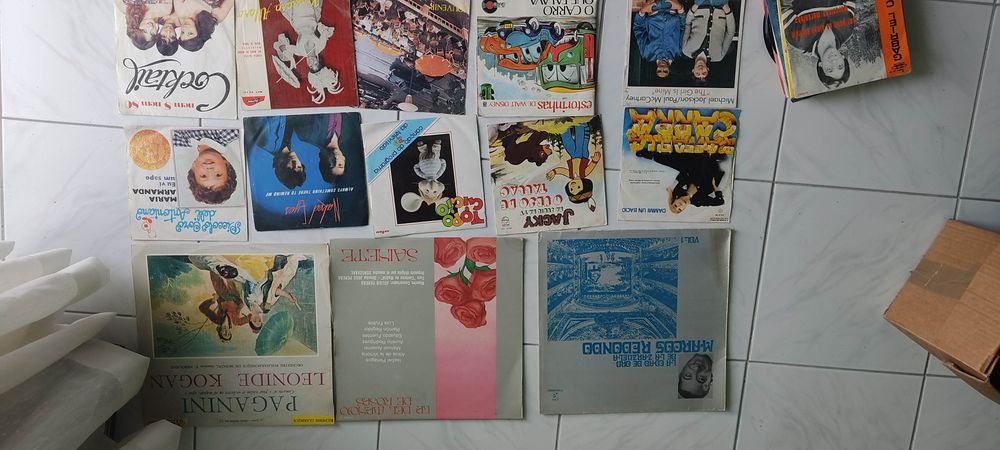 Discos vinil LP e singles