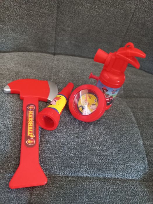 Sprzedam  zabawki zestaw dla strażaka