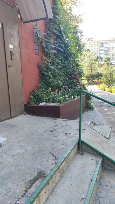 1 - комн., 40 м. кв. 8/12, ул. Калиновая, район Образцова.