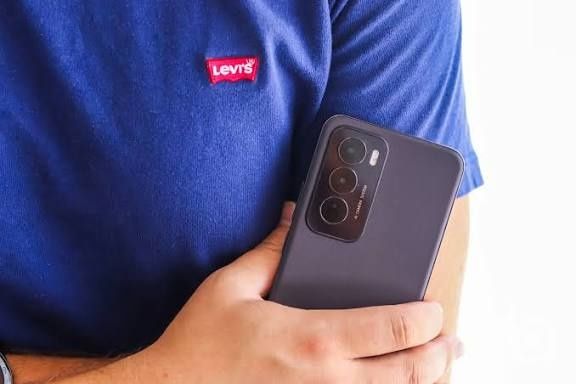 Reno 12 pro (usado duas vezes)