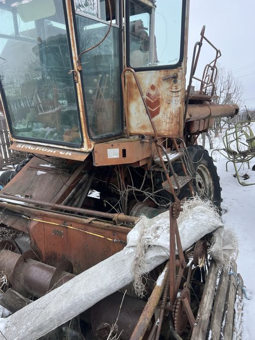 Продам запчастини до комьайна інісєй