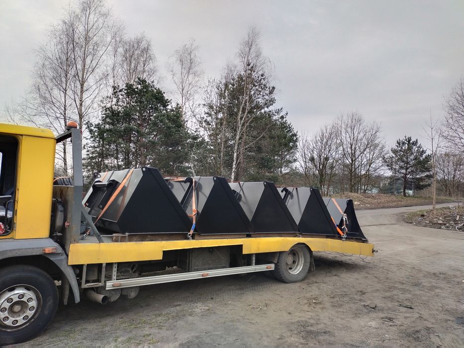 Pomoc drogowa- transport maszyn, holowanie, laweta