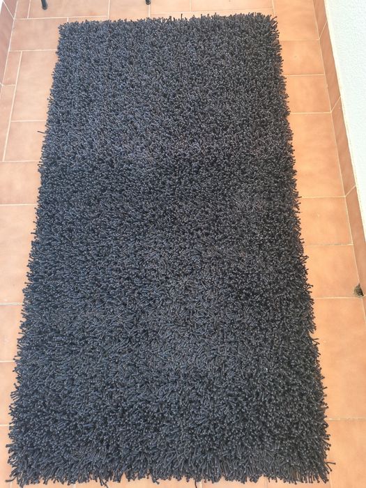 Tapete  preto bom estado