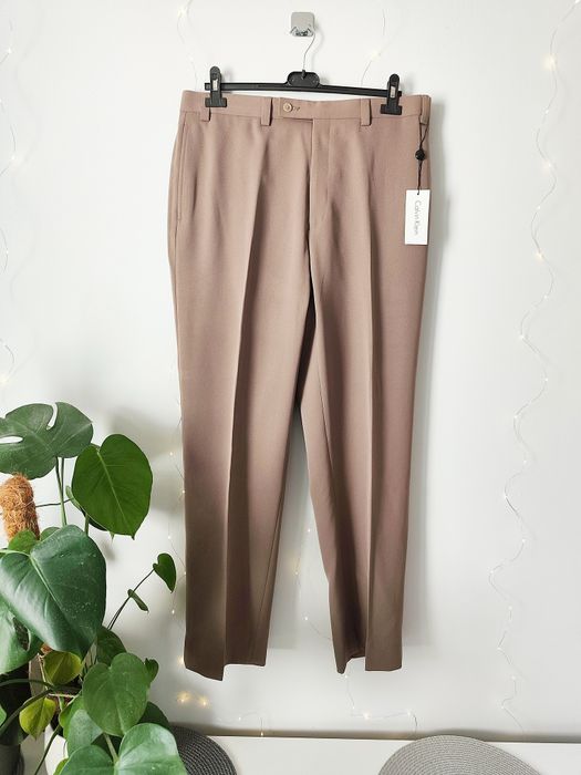 Spodnie eleganckie garniturowe męskie W36 L32 Calvin Klein nowe khaki brązowe beżowe