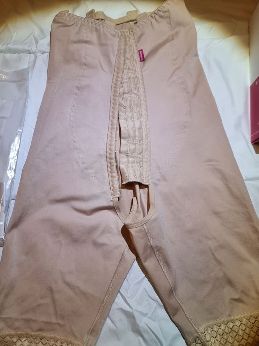 Cinta compressão calção semi-nova - Lipoelastic