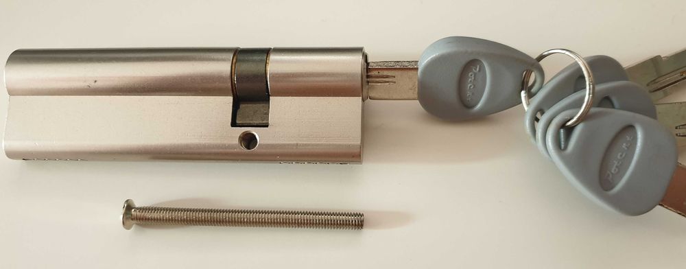 Cilindro de perfil europeu Potent Secur 32 niquelado 100mm (30X70mm)