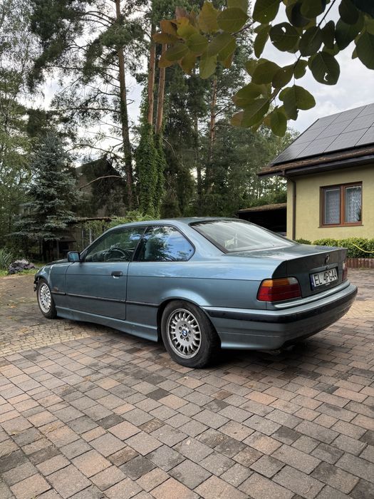 Bmw e36 coupe 316i moreagruen