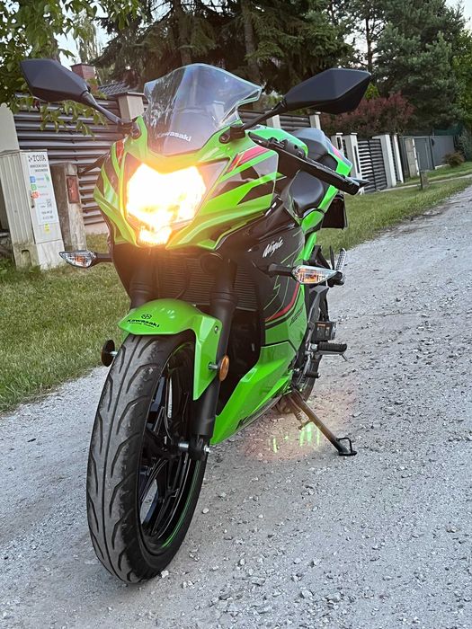 Kawasaki Ninja 125 ABS 2023 r.  1088 km Kat.B, A1, A2
