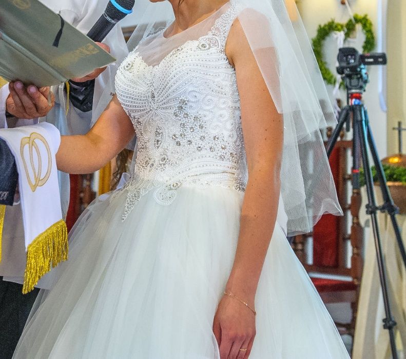 Jedyna taka suknia ślubna Ksiezniczka Szyta ręcznie Stan idealny