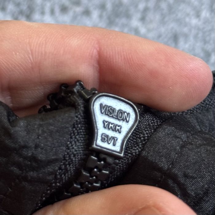 Куртка вітровка cp company authentic чорного кольору чоловіча , stone