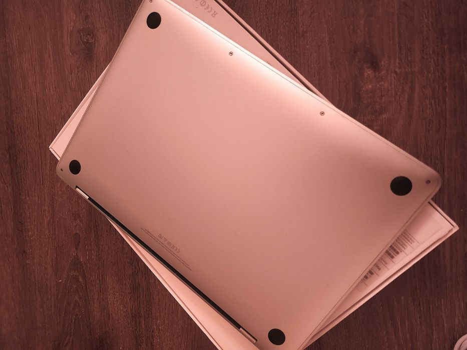 MacBook Pro 13 Space Gray / 8GB / 256GB SSD / Повний комплект