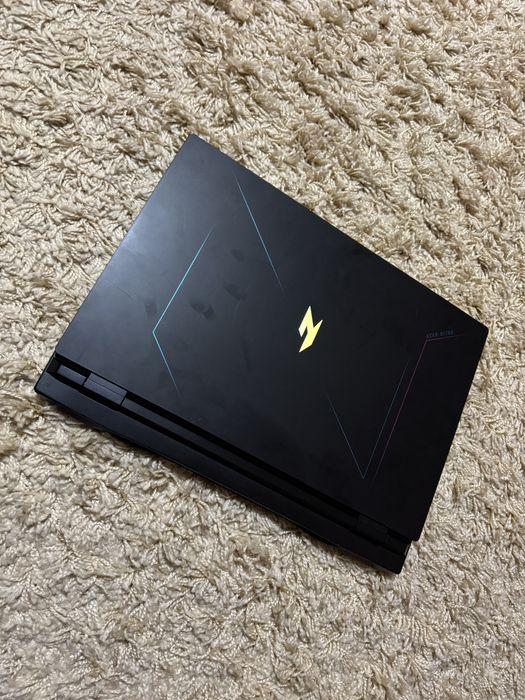 Неробочий Acer Nitro V17 QHD RTX4060