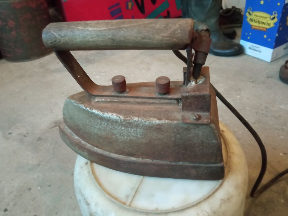 Праска антикварна професійна