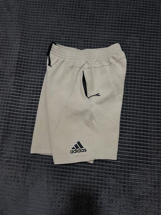 ADIDAS (XL) ZNE Short Pants шорти чоловічі літні бежеві молочні