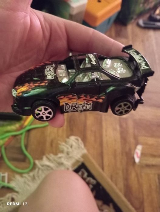 Іграшки свинка Пепа ,три кота,Маша і ведмідь