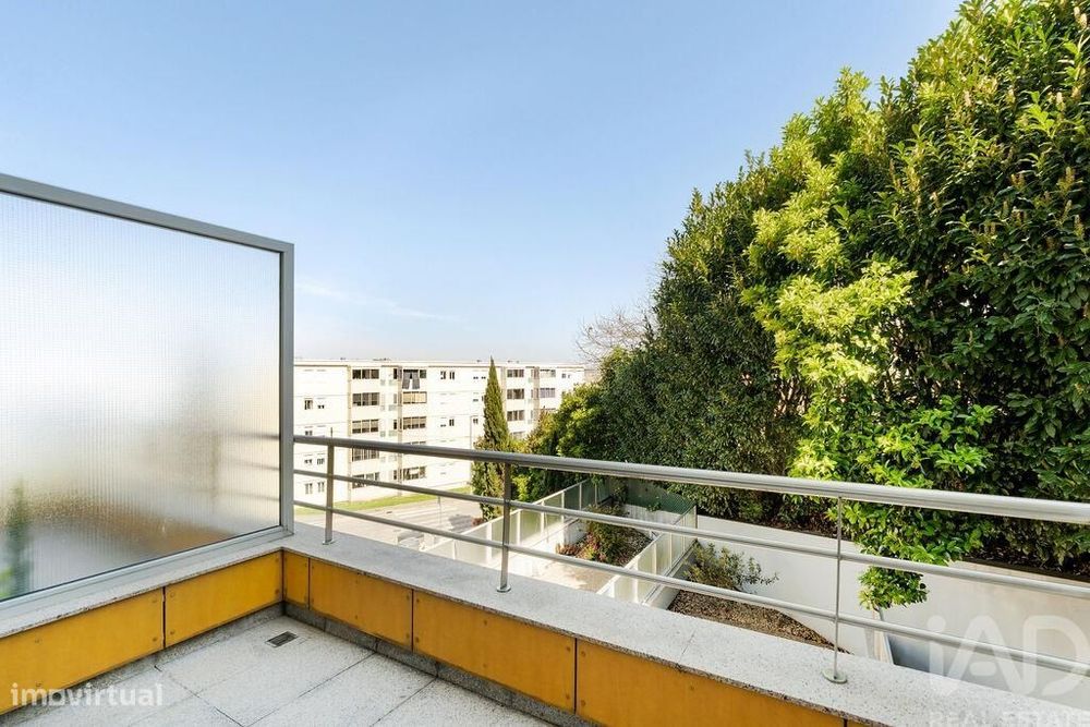 Duplex T1 em Campanhã de 82,1 m2