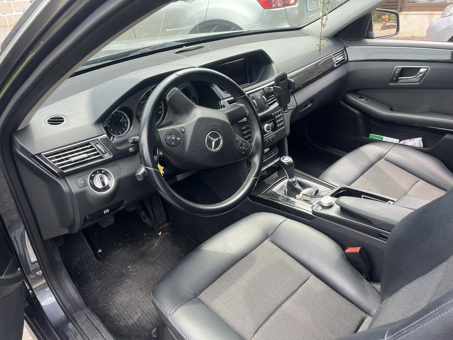 Mercedes-Benz E 250 — fotografia 3