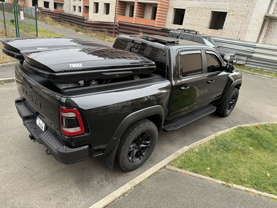 Б/у бокс Thule Dynamic M 800 как vector