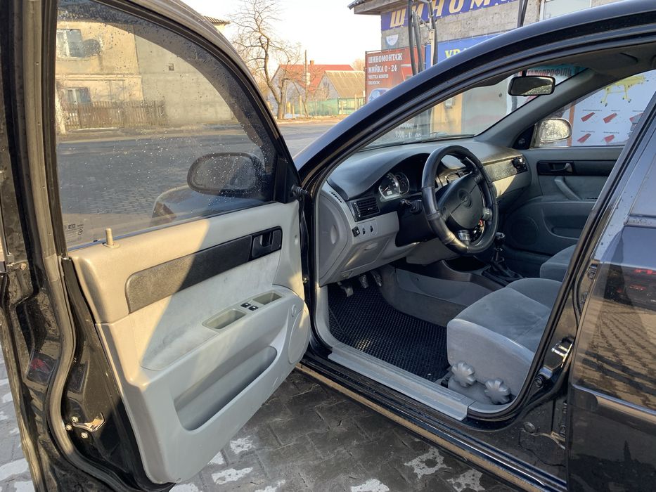 Продам Шевроле Лачетті