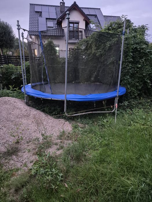 Trampolna dużą stabilna