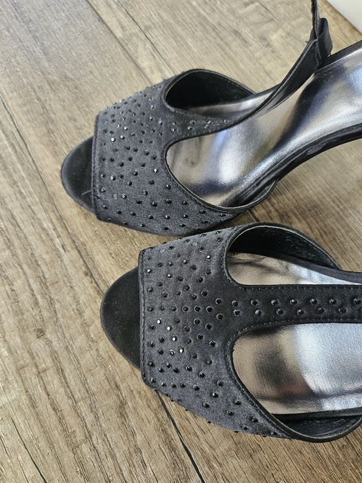 Szpilki z cekinami 38 damskie buty na obcasie szpileczki kobiece