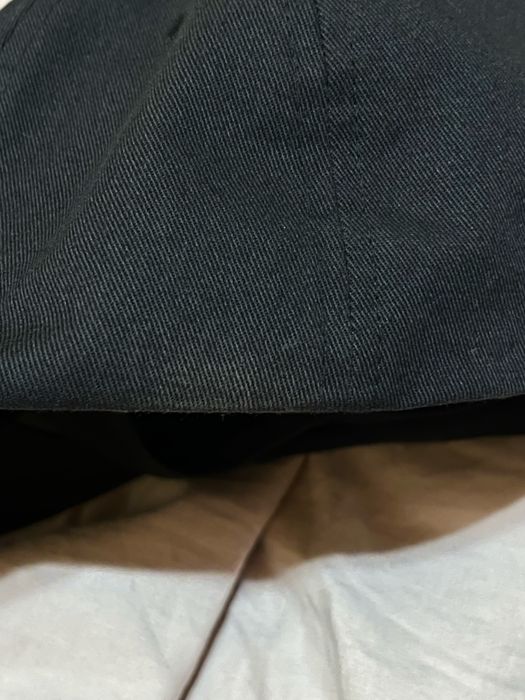 Czapka z daszkiem damska czarna Adidas Gold Coat Of Arms