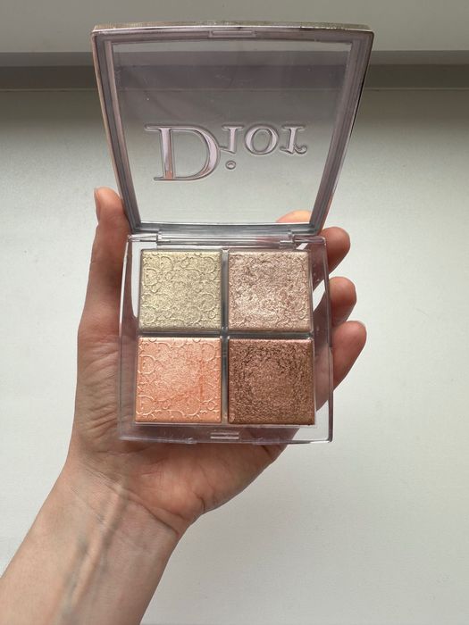 Палетка хайлайтерів для обличчя dior 002