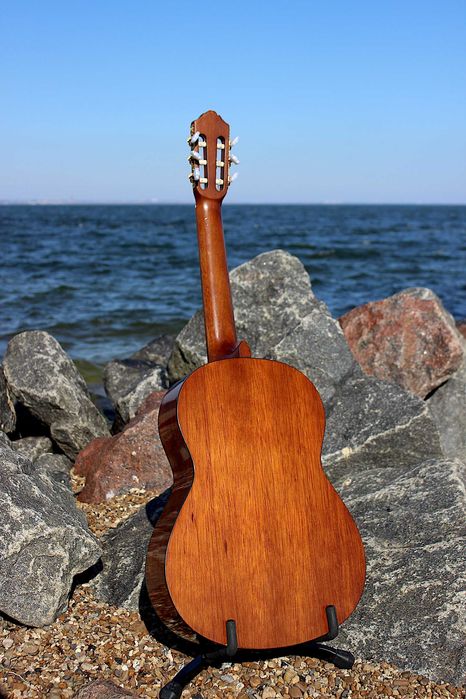 Гитара Yamaha C70 Классическая Чехол утепленный Каподастр