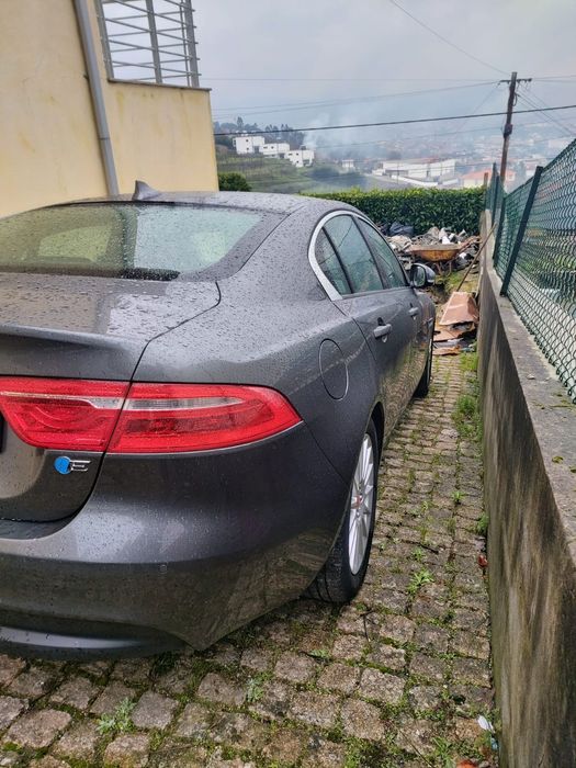 Jaguar xe ( 90.000 km ) Infias • OLX.pt
