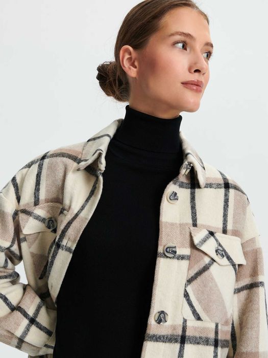 Продам нову жіночу сорочку-куртку- 54 р. (XL)