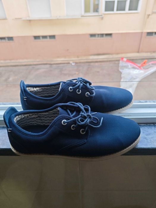 Sapatos, marca Bershka