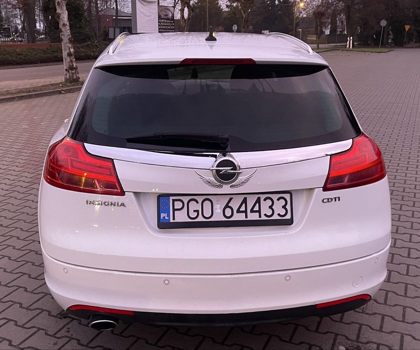 Opel insignia 2,0d 2010
