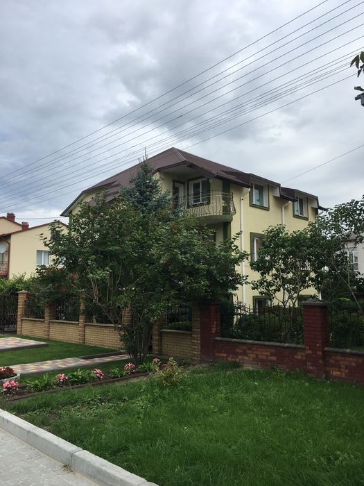 Продаж  будинку у  м. Львів ( Білогорща)