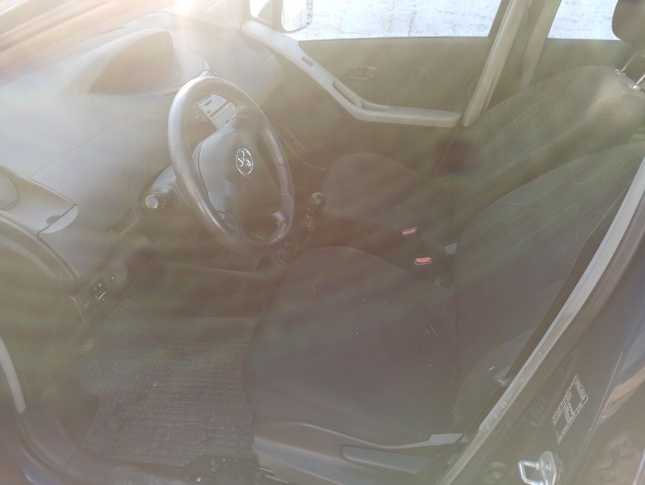Toyota Yaris 1.3  * Klimatyzacja * 5 Drzwi *