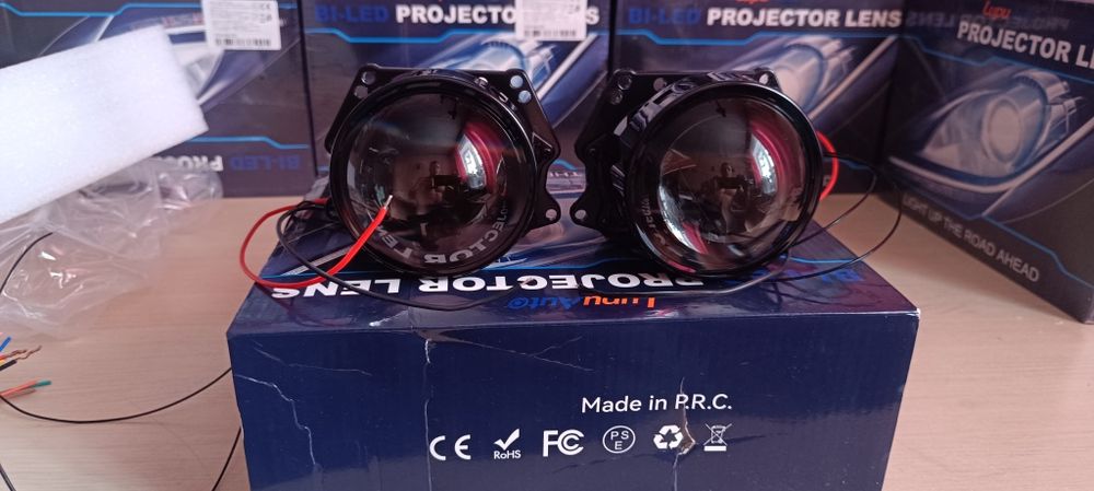 Є опт  Бі-LED лінзи в фари 2.5" / 3.0" — супер яскраві, IP68