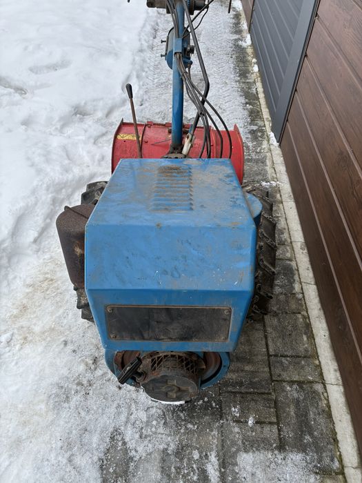 Traktorek jednoosiowy glebogryzarka Lombardini