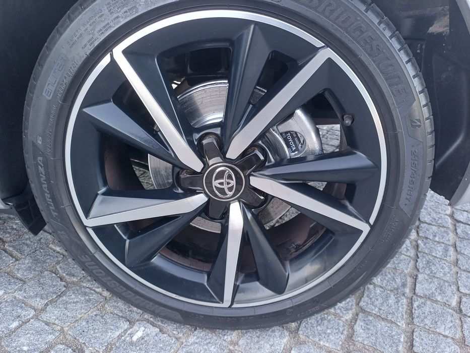 Toyota Auris 1.4 diesel histórico toyota