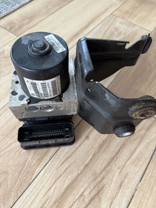 Pompa ABS do Dodge RAM 1500 z 2021r