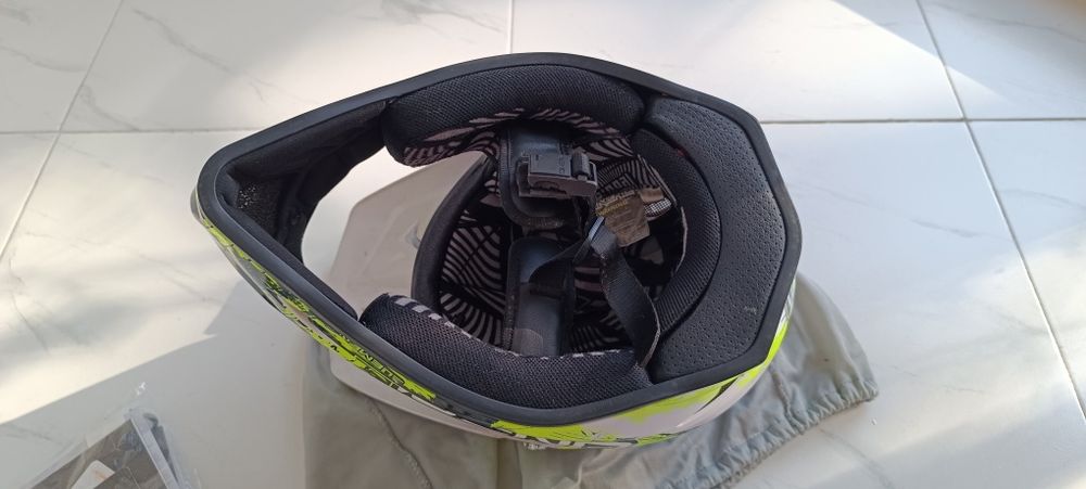 Equipamento downhill da oneal