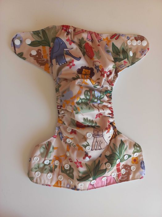 Fralda reutilizável Littles & Bloomz usada