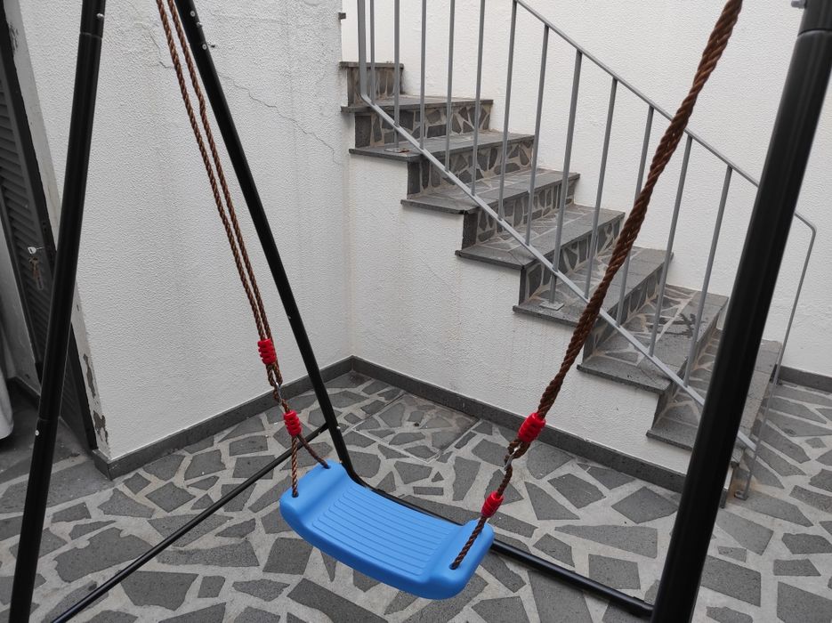 Baloiço (c/ estrutura p/ interior ou exterior)