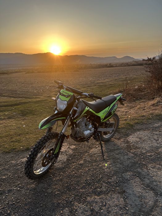 Продам мотоцикл Sparta Kros 200