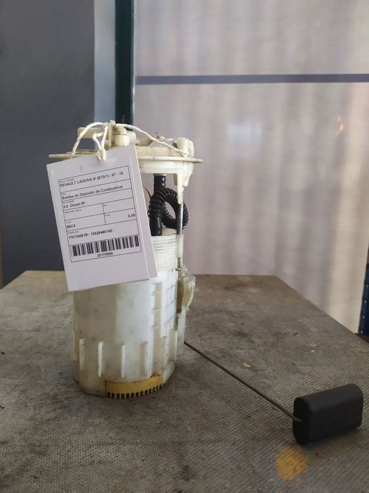 BOMBA DE COMBUSTIVEL RENAULT LAGUNA III / 170110001R / 10025460100