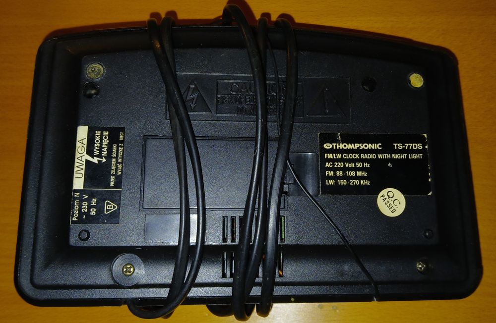 Radio alarm małe z lampką Thompsonic TS-77DS