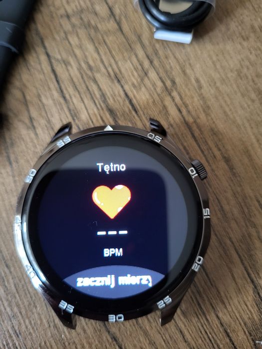 Smartwatch P13 Bluetooth latarka LED 2 paski bransoleta
