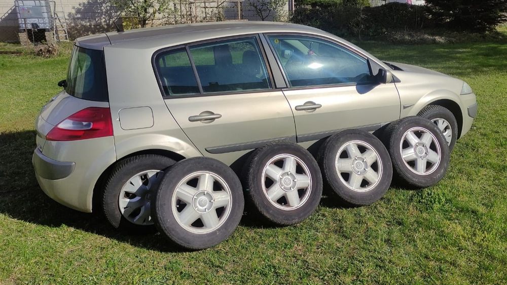 Renault Megane 2006 uszkodzony