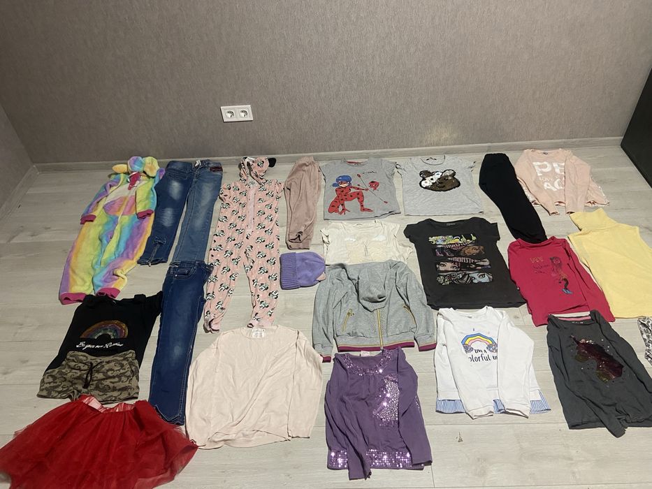 Одяг для дівчинки