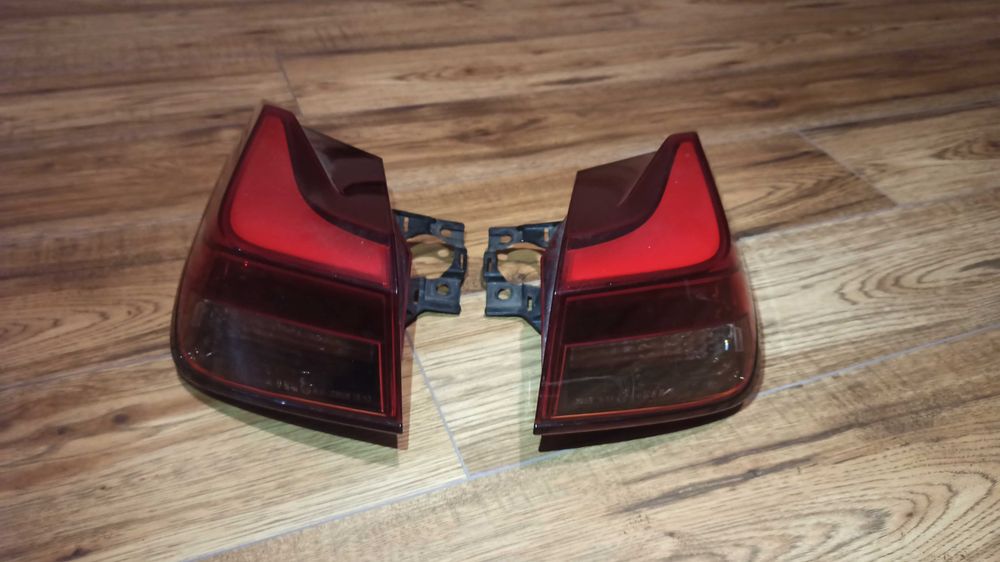 Lexus UX 200 250 Lampa lewa prawa tylna tył 18-22 światło stop