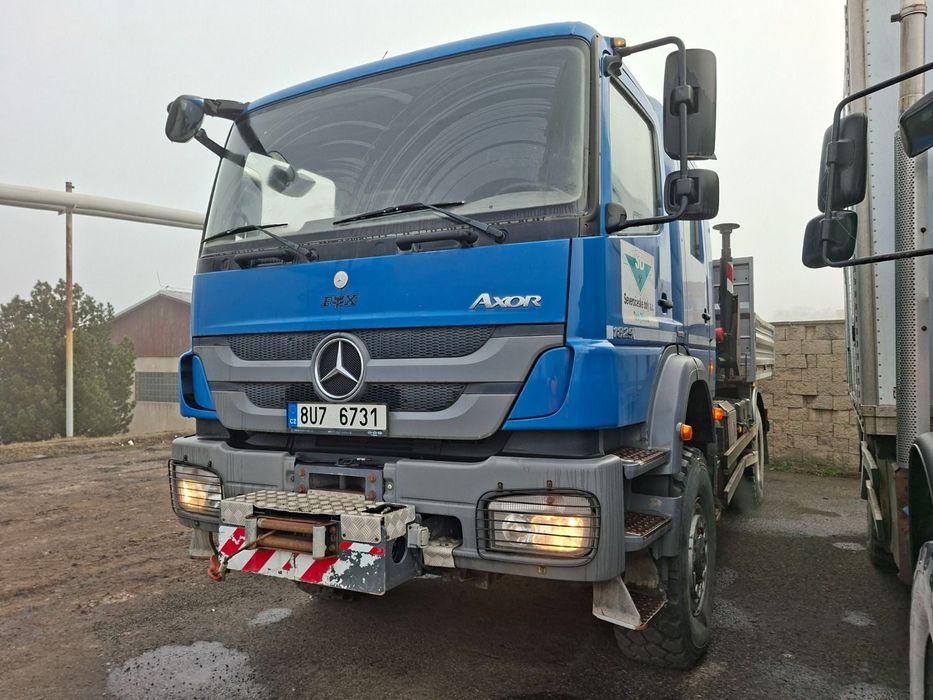 Versalift Axor 1829 A 4X4 + Hr  Mb Axor 1829 A 4X4 + Hr